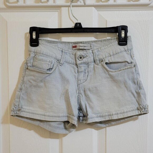 Levi's Striped Shorty Short Size 3, Like New - Picture 1 of 4